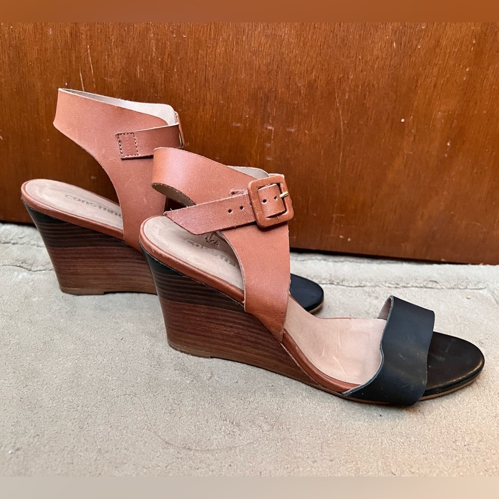 Women's Two-Tone Wedge Sandals